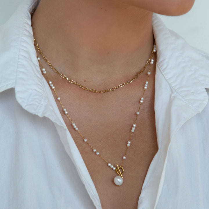 Sugar Pearl Necklace