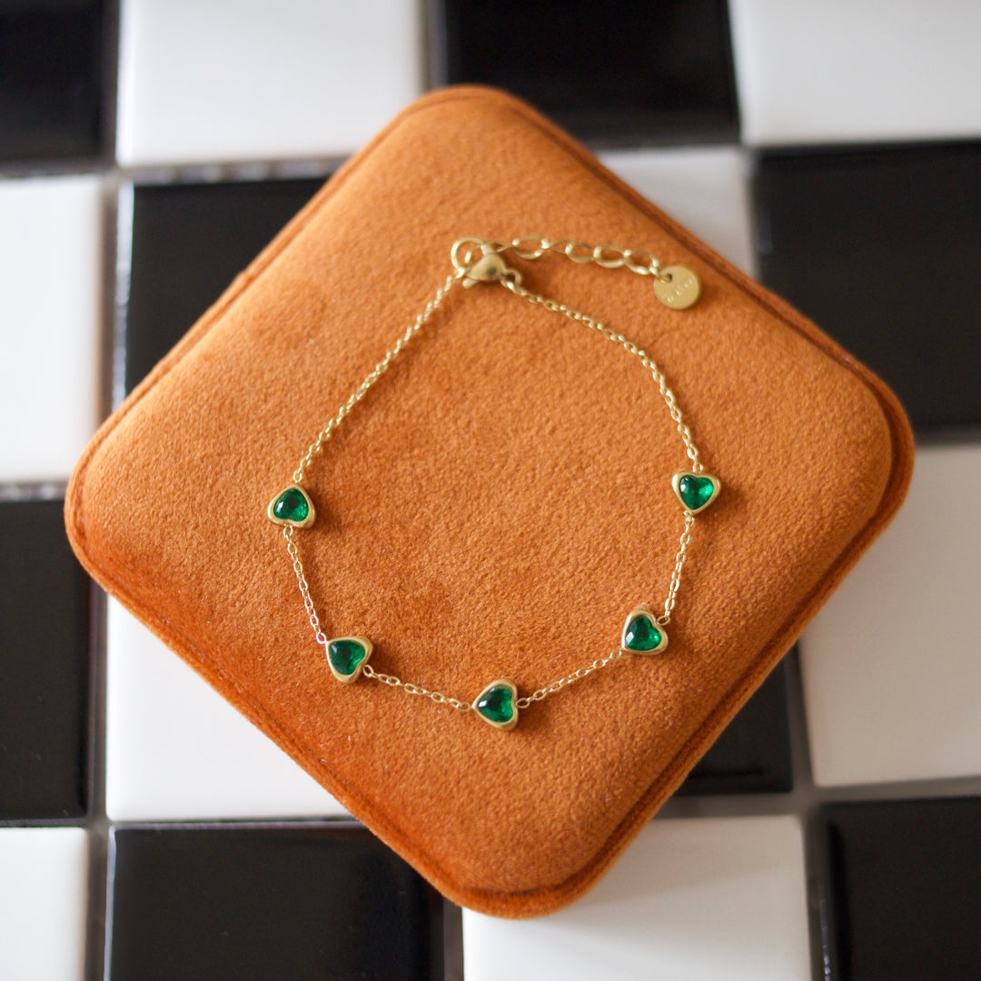 Dainty Emerald Heart Bracelet